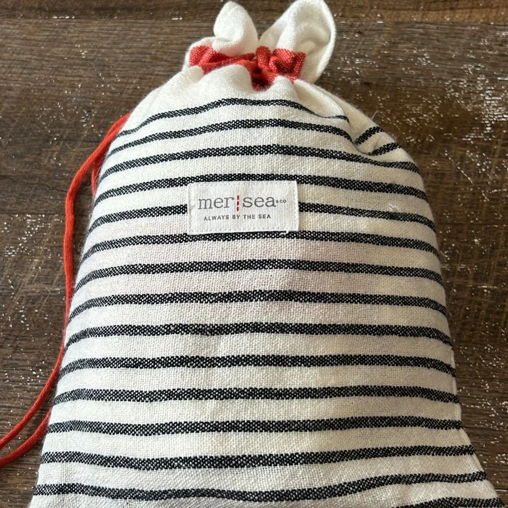 Mersea Thinny Traveler Travel Wrap White Navy Red Striped Poncho TTRV-WHITE NWT